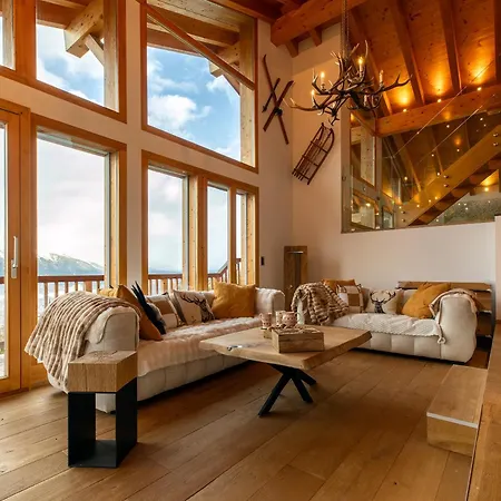 Luxury Sonas In *